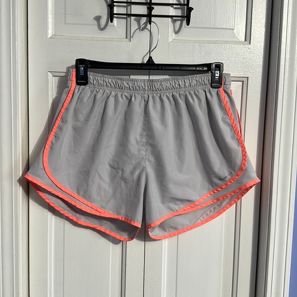 Nike Pants - Nike women's shorts XL